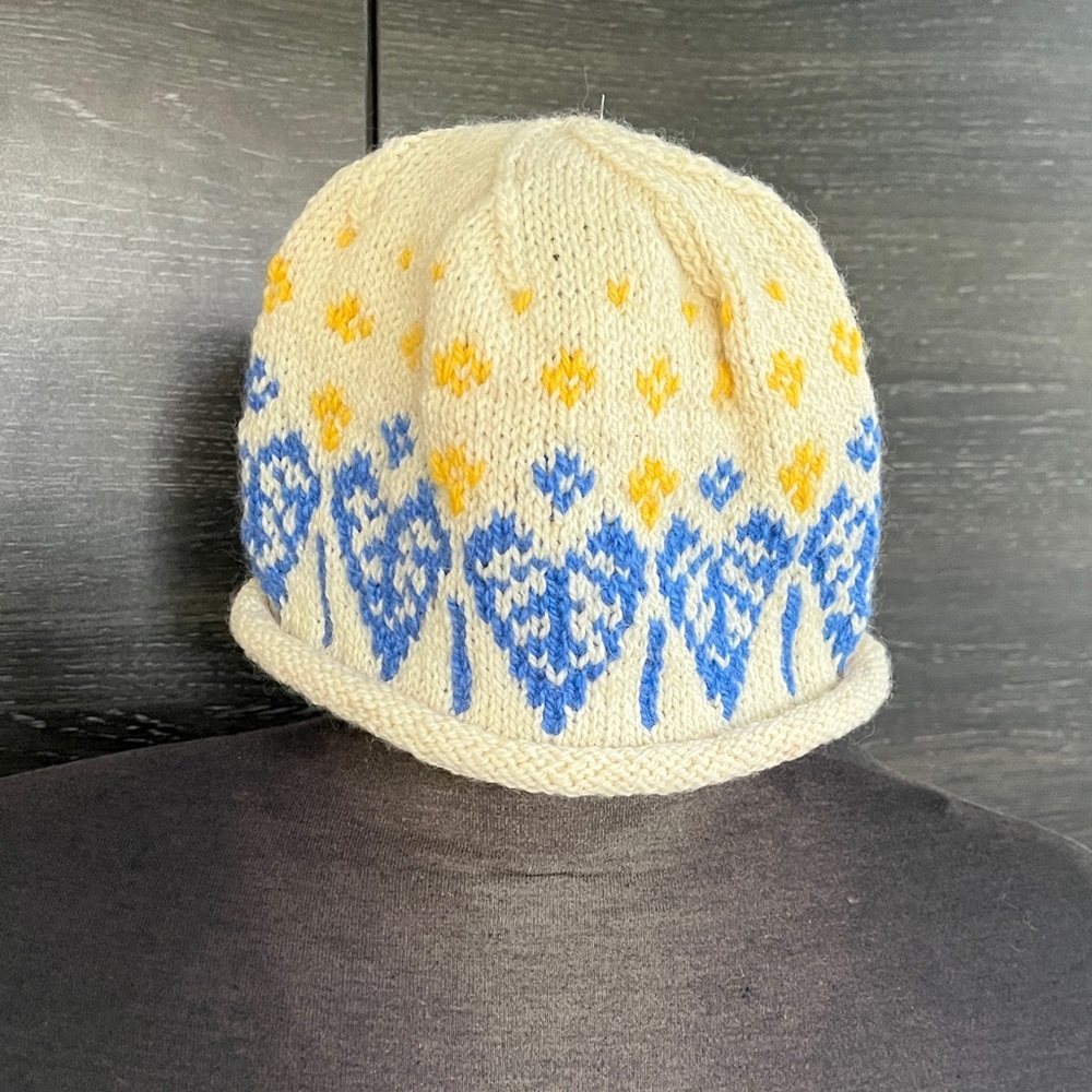 New Handknit Nordic Wool Hat Cream Blue Yellow Rolled Edge One Size Adult